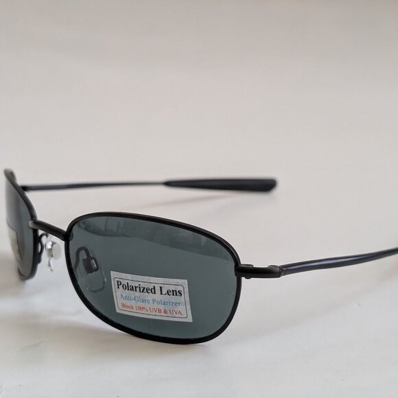 NWT Vintage 90's Rectangle Metal Sports Polarized Sunglasses (M. Black) - Picture 3 of 5